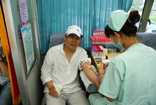 沈阳市周易研究会会员献血活动报道